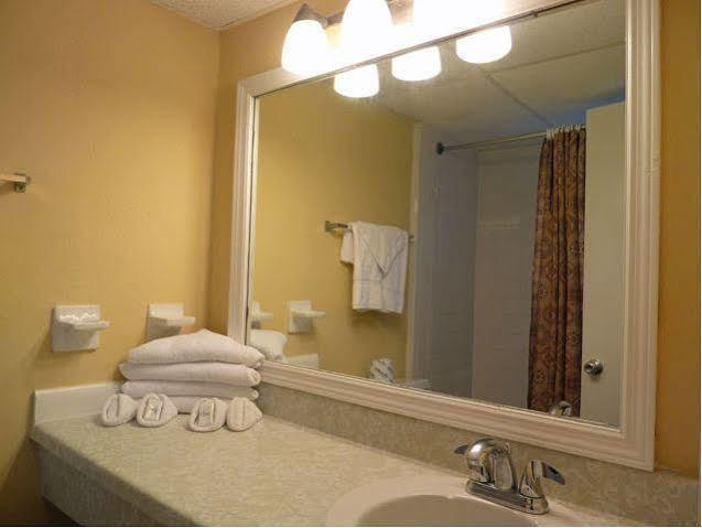 Ocean Breeze Motel Myrtle Beach Esterno foto